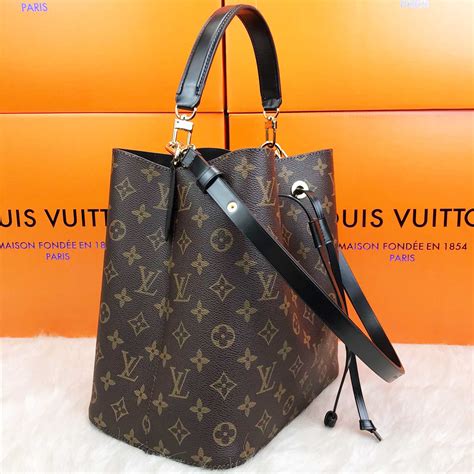 louis vuitton çanta fiyatları 2023|louis vuitton paketi.